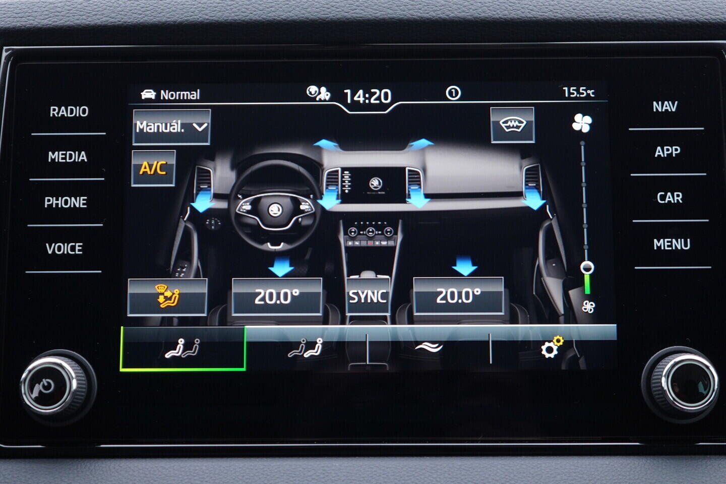 OV190V11254_30.webp_KAROQ Style 2.0 TDI 110 kW automat, DPH
