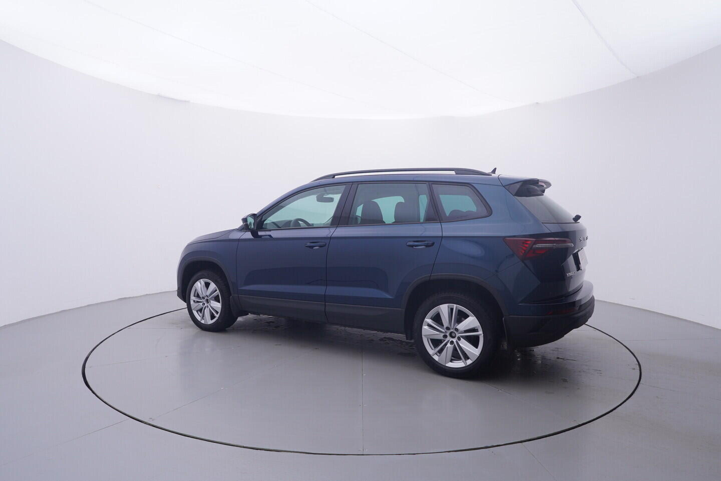 OV190V11255_12.webp_KAROQ Style 2.0 TDI 110 kW automat, DPH