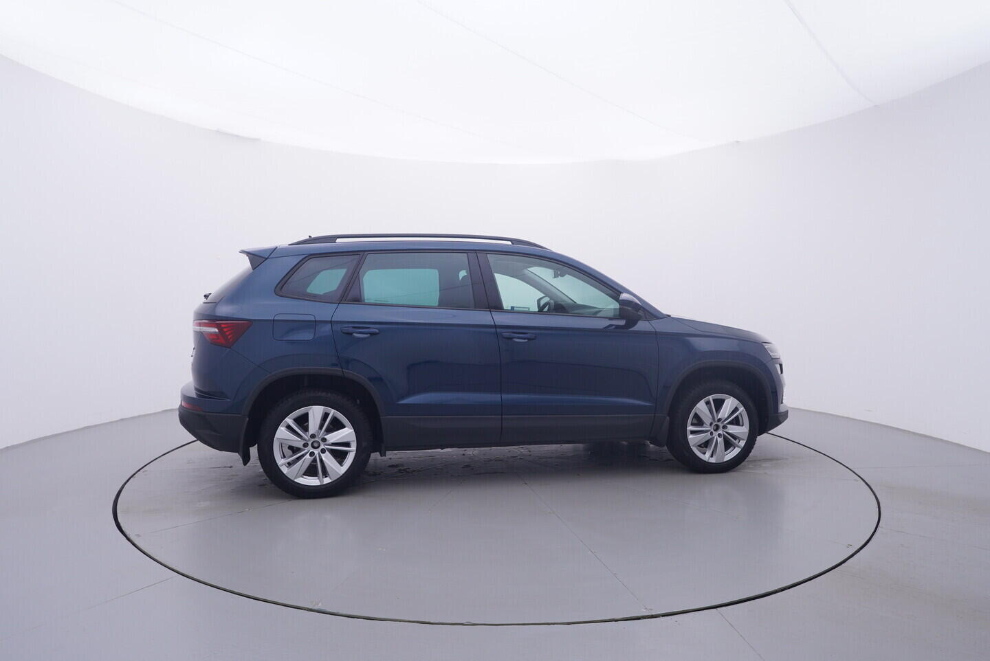 OV190V11255_15.webp_KAROQ Style 2.0 TDI 110 kW automat, DPH
