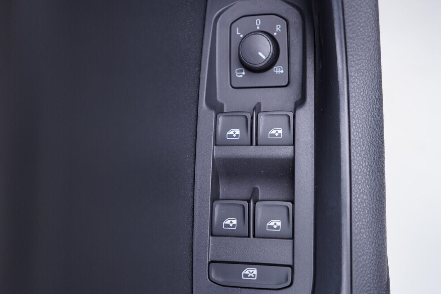 OV190V11255_20.webp_KAROQ Style 2.0 TDI 110 kW automat, DPH