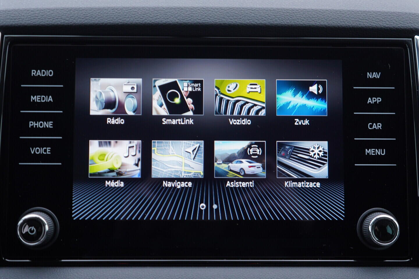 OV190V11255_27.webp_KAROQ Style 2.0 TDI 110 kW automat, DPH