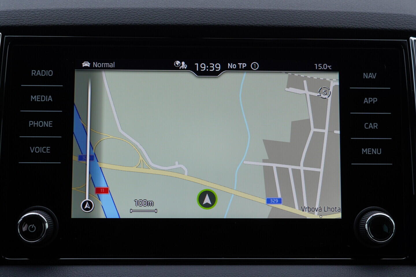 OV190V11255_31.webp_KAROQ Style 2.0 TDI 110 kW automat, DPH