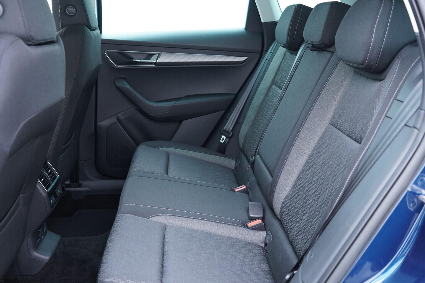 OV190V11255_37.webp_KAROQ Style 2.0 TDI 110 kW automat, DPH