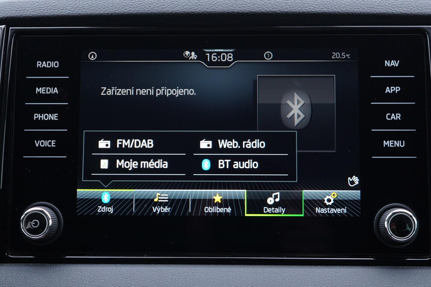 OV190V11257_30.webp_KAROQ Fresh II. 1.5 TSI 110 kW automat, DPH
