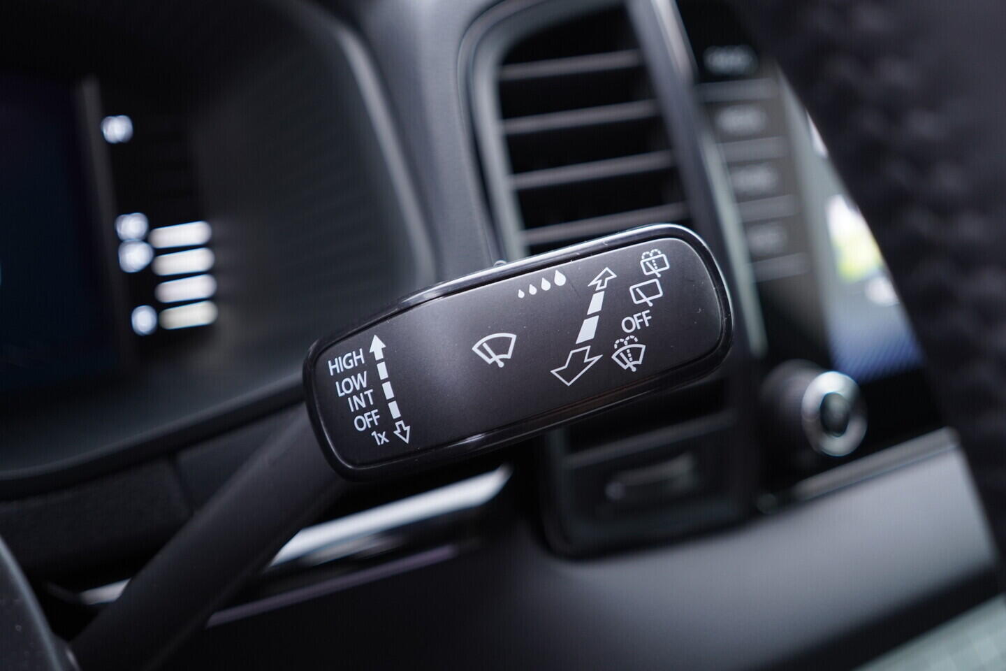 OV190V11258_27.webp_KAROQ SportLine 2.0 TDI 110 kW automat, DPH