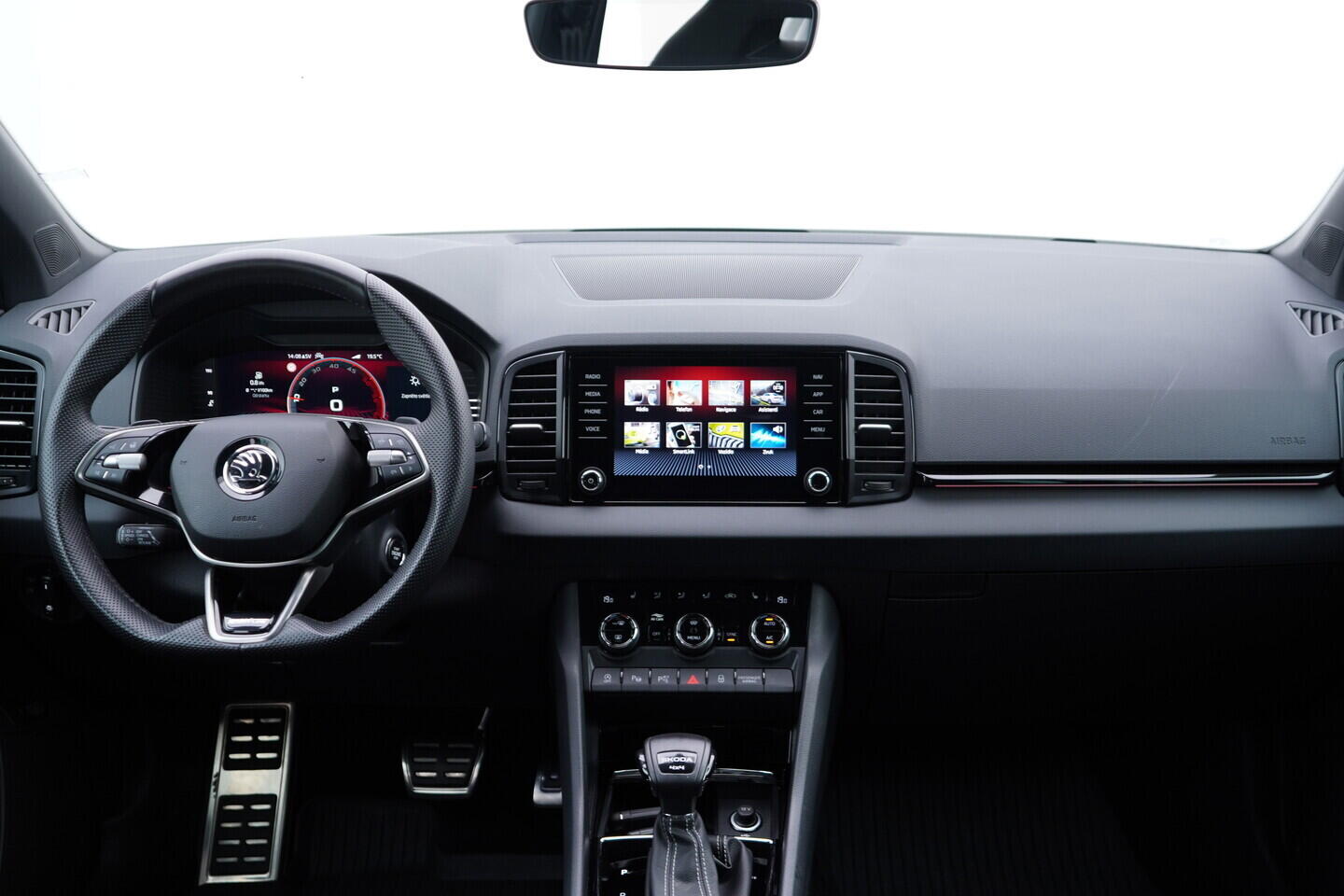 OV190V11258_28.webp_KAROQ SportLine 2.0 TDI 110 kW automat, DPH