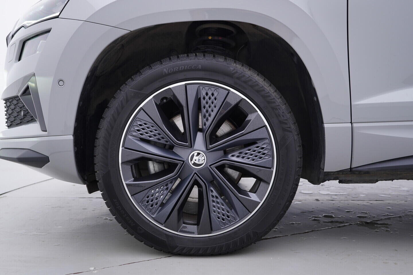 OV190V11258_44.webp_KAROQ SportLine 2.0 TDI 110 kW automat, DPH