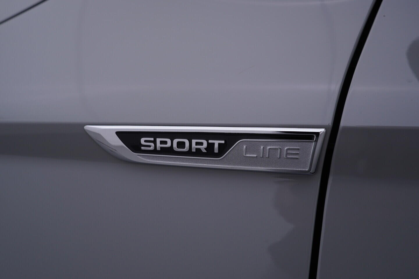 OV190V11258_45.webp_KAROQ SportLine 2.0 TDI 110 kW automat, DPH