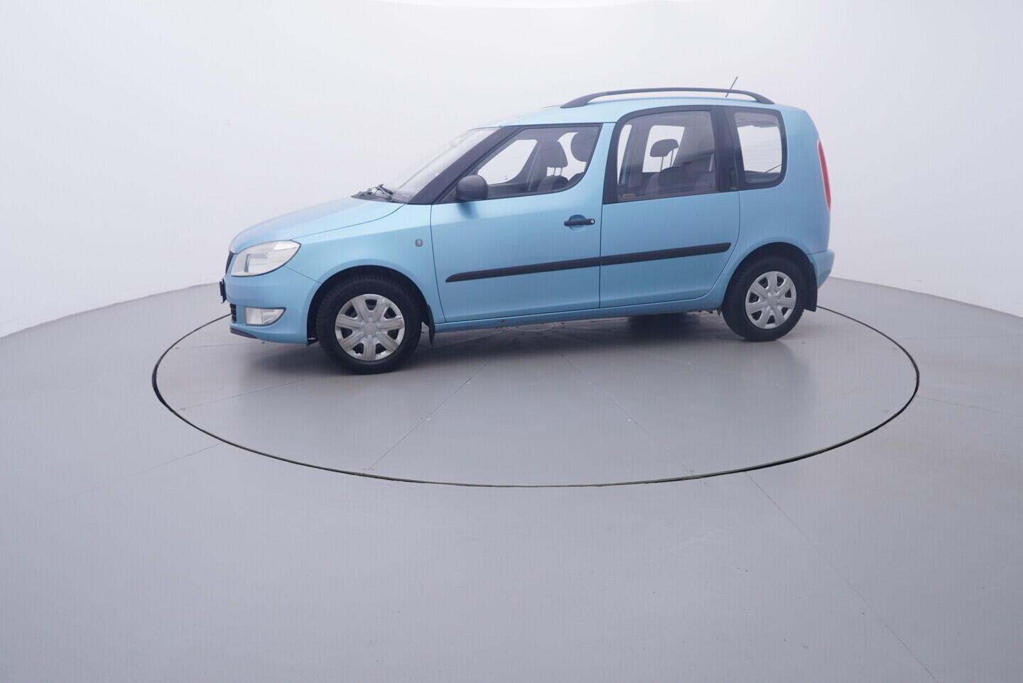 OV190V11259_11.webp_ROOMSTER Magic 1.4 16V 63 kW manuál