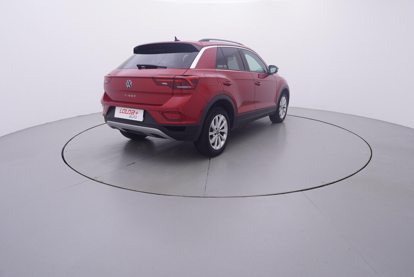 OV190V11260_14.webp_T-ROC Style  1.5 TSI 110 kW automat