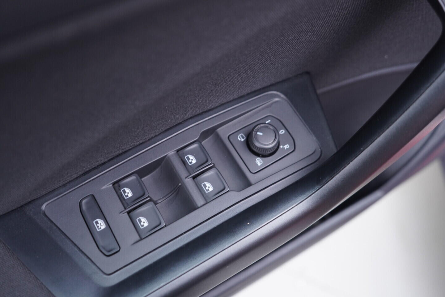 OV190V11260_20.webp_T-ROC Style  1.5 TSI 110 kW automat