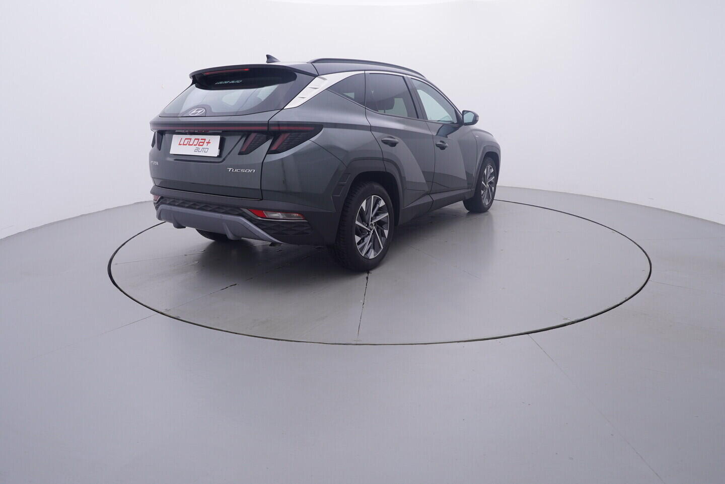 OV190V11264_14.webp_TUCSON  1.6 T-GDI _ kW manuál