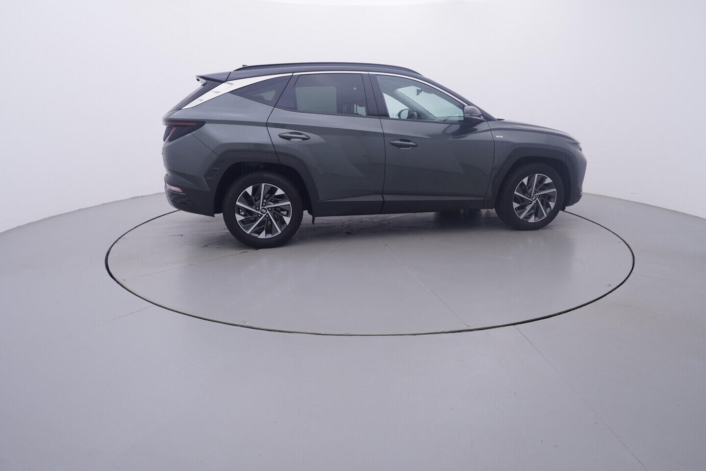 OV190V11264_15.webp_TUCSON  1.6 T-GDI _ kW manuál