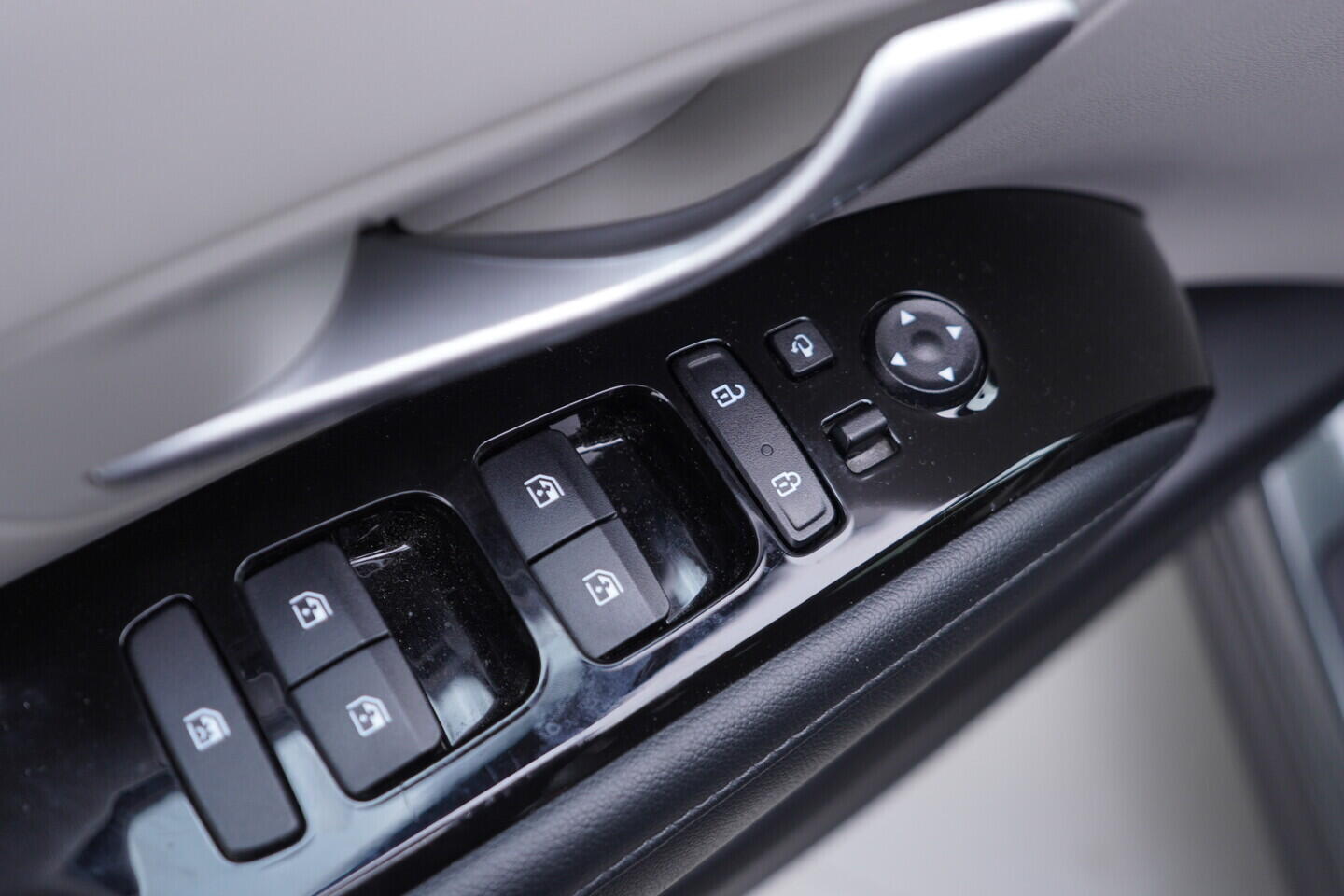 OV190V11264_20.webp_TUCSON  1.6 T-GDI _ kW manuál