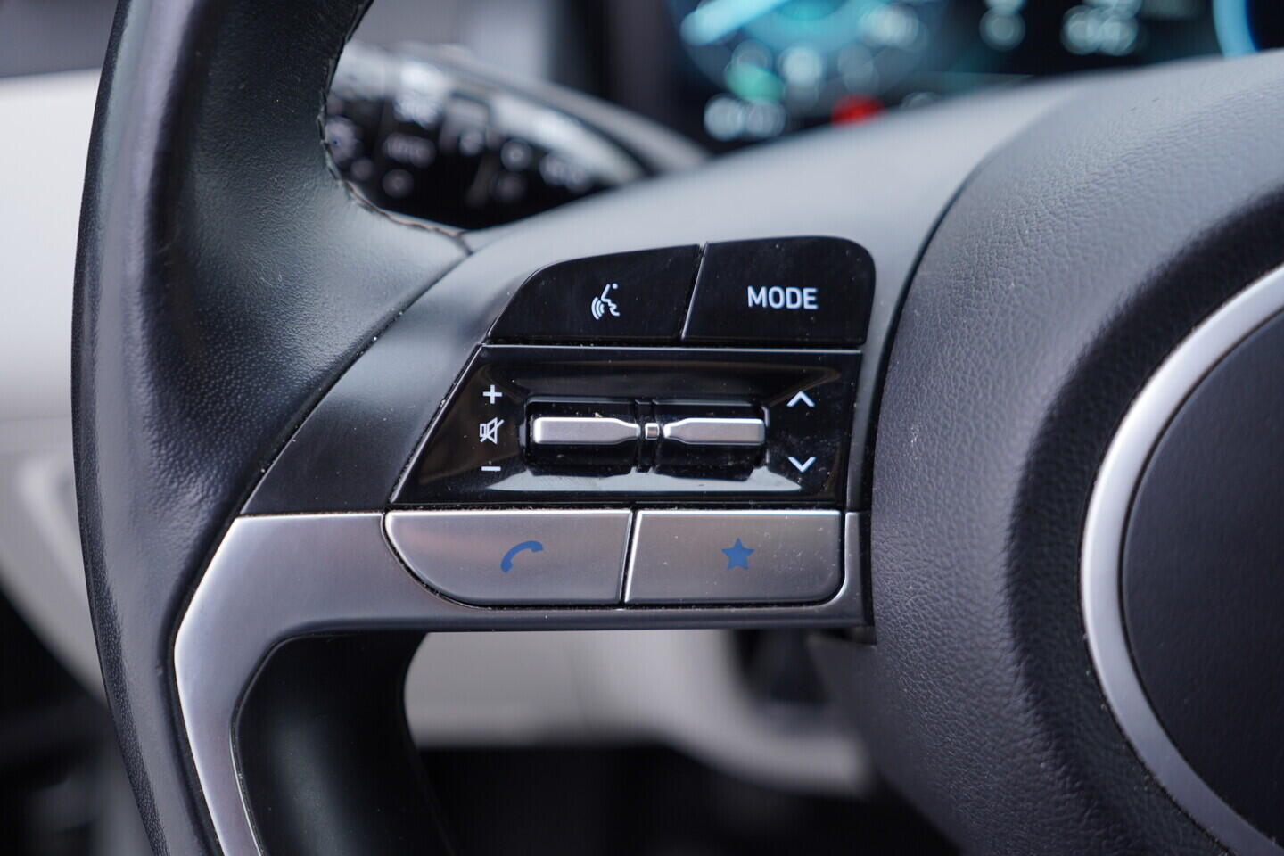 OV190V11264_25.webp_TUCSON  1.6 T-GDI _ kW manuál