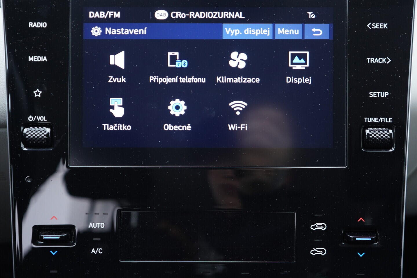 OV190V11264_31.webp_TUCSON  1.6 T-GDI _ kW manuál