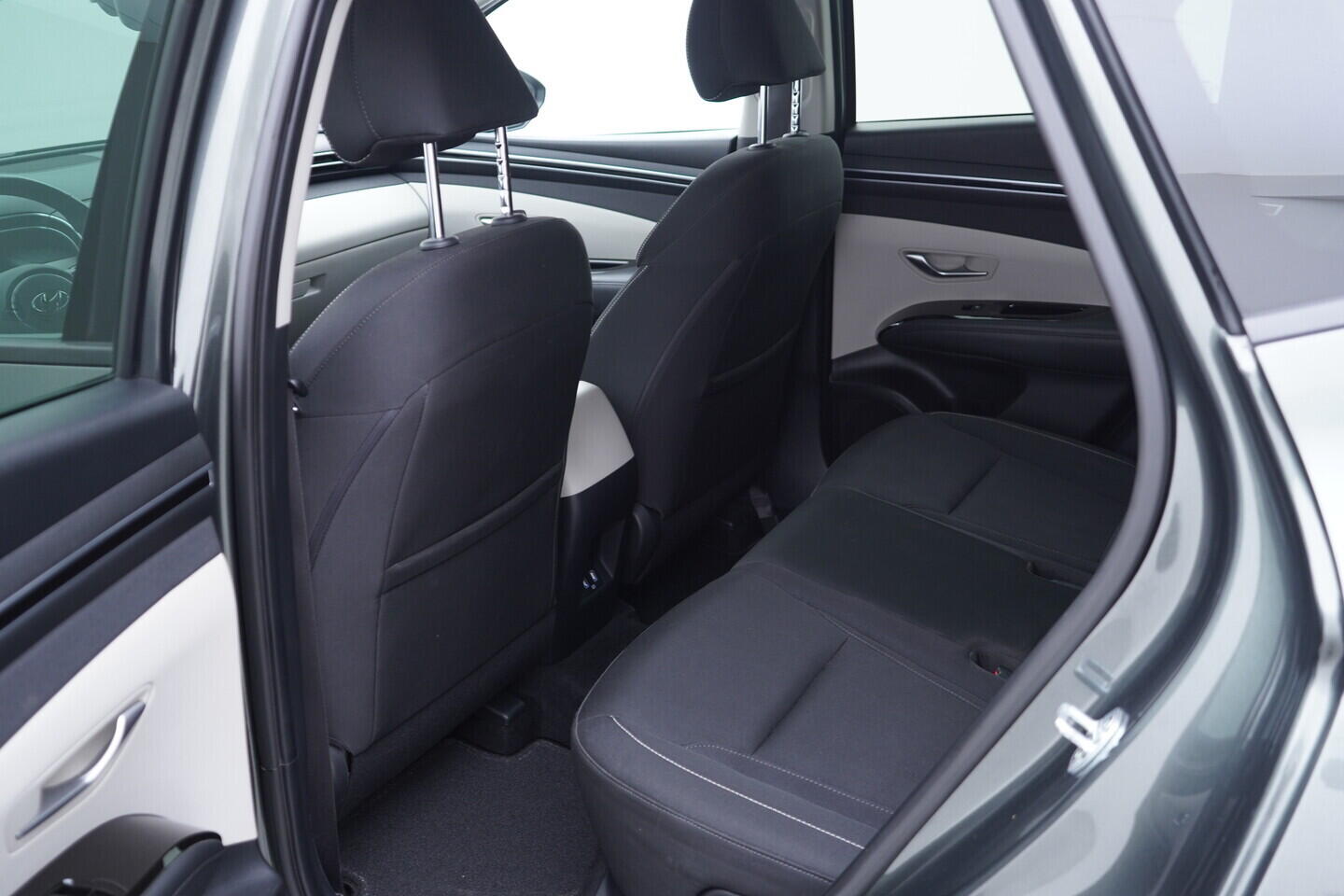 OV190V11264_35.webp_TUCSON  1.6 T-GDI _ kW manuál