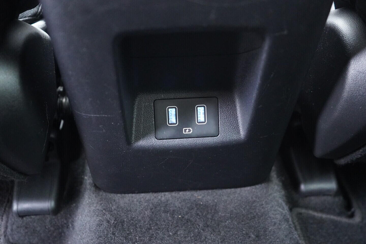 OV190V11264_37.webp_TUCSON  1.6 T-GDI _ kW manuál