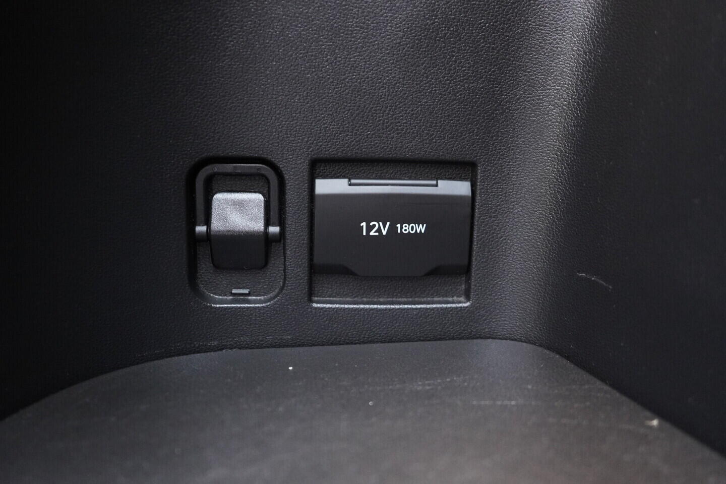 OV190V11264_39.webp_TUCSON  1.6 T-GDI _ kW manuál