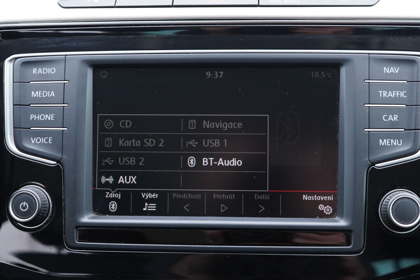 OV190V11267_31.webp_PASSAT  2.0 TDI 110 kW manuál, DPH