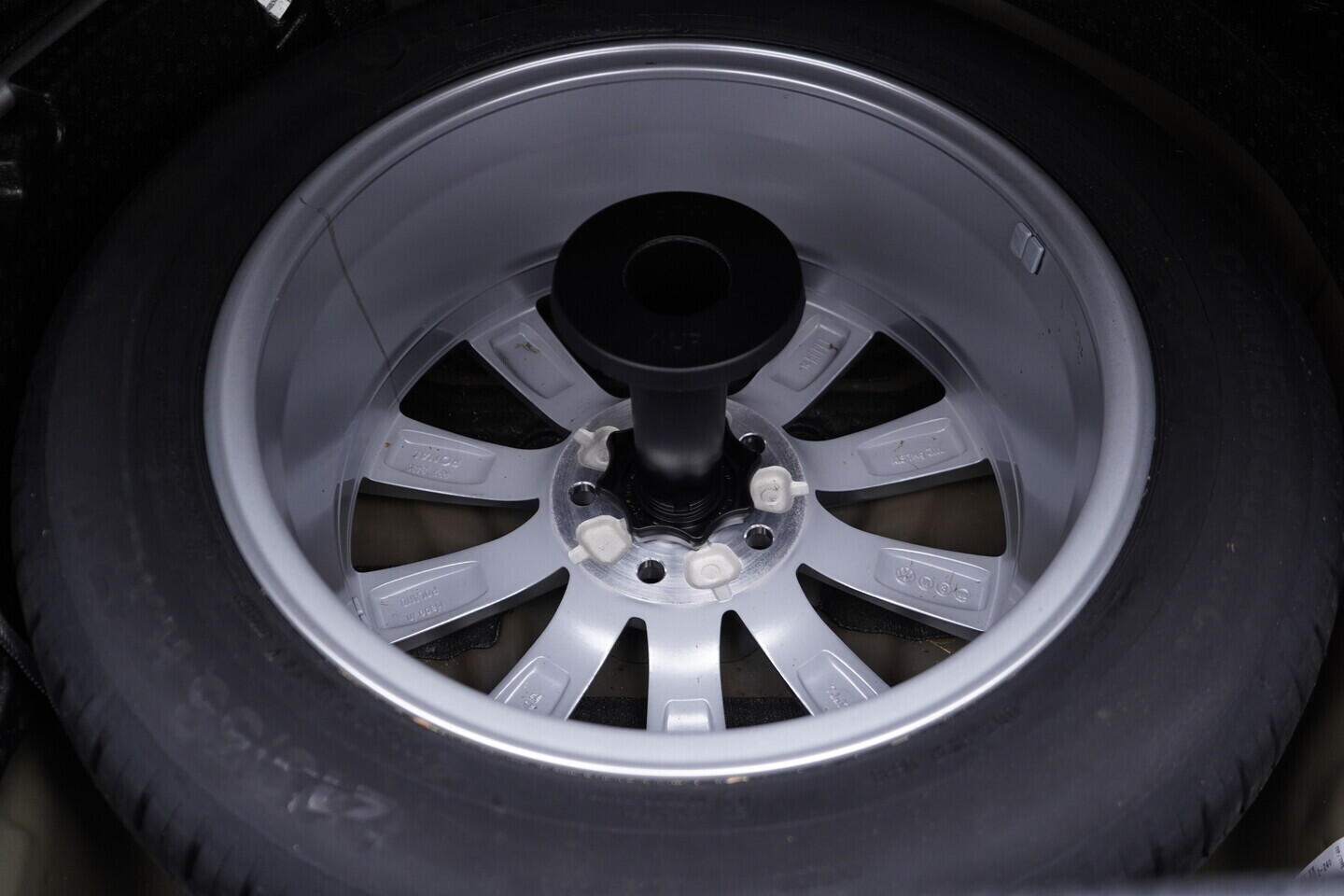 OV190V11267_42.webp_PASSAT  2.0 TDI 110 kW manuál, DPH