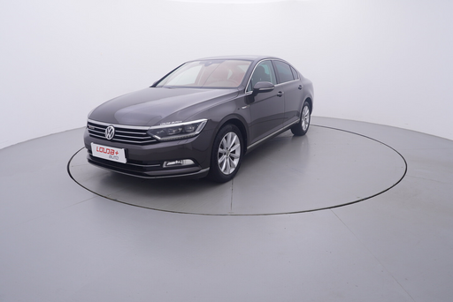 PASSAT  2.0 TDI 110 kW manuál, DPH