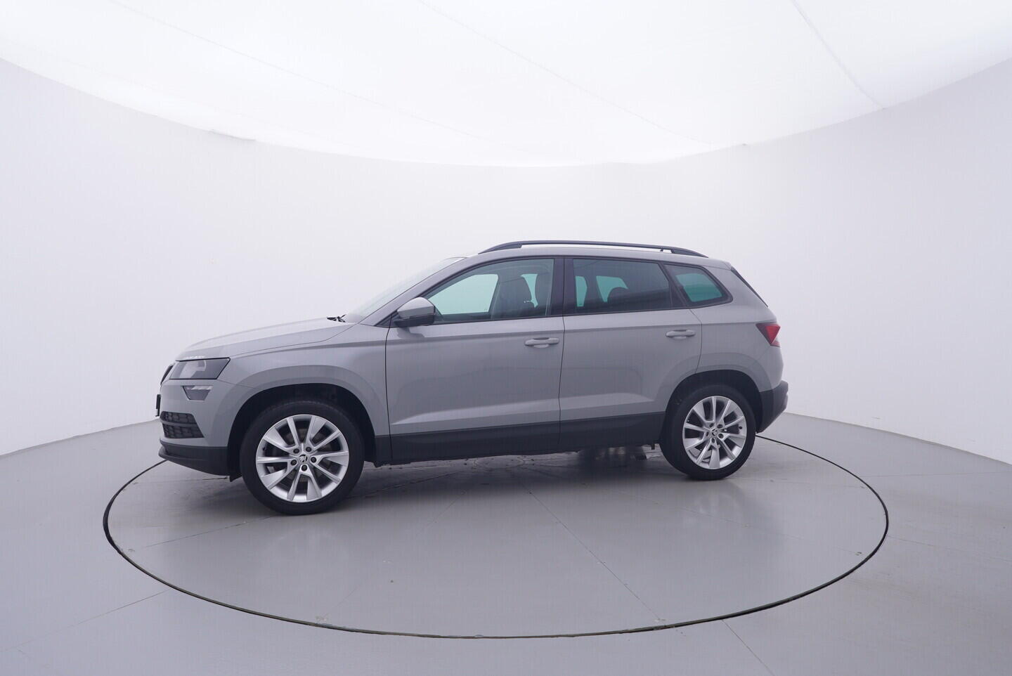 OV190V11270_11.webp_KAROQ Style 1.5 TSI 110 kW manuál