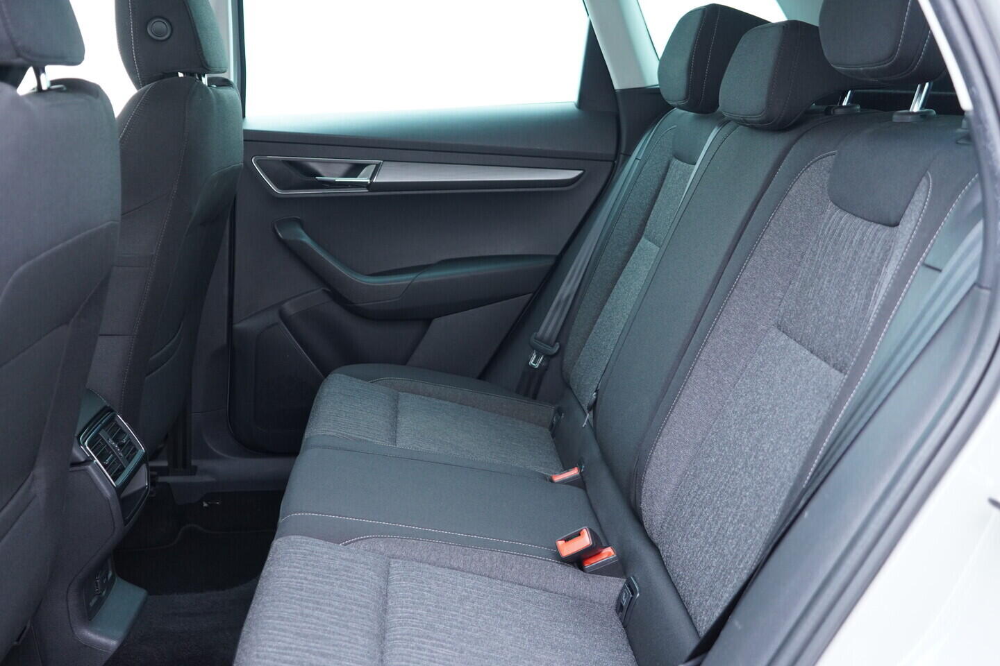 OV190V11270_39.webp_KAROQ Style 1.5 TSI 110 kW manuál