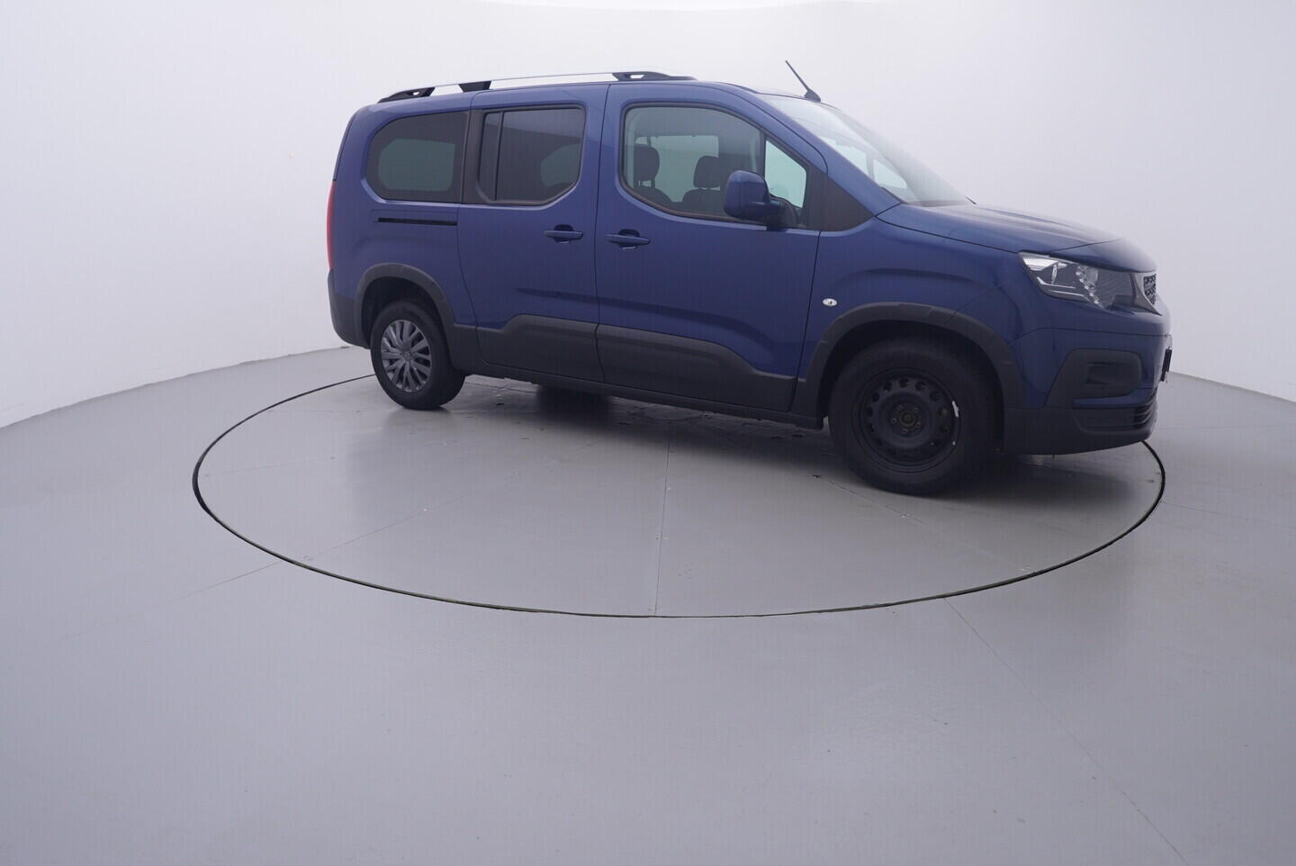 OV190V11275_16.webp_RIFTER  1.5 BlueHDi 96 kW manuál, DPH