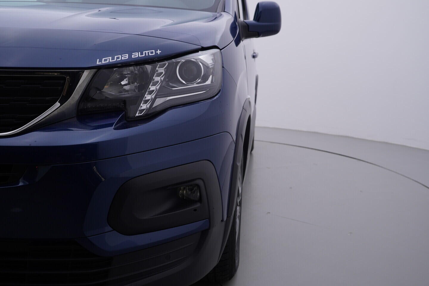 OV190V11275_37.webp_RIFTER  1.5 BlueHDi 96 kW manuál, DPH