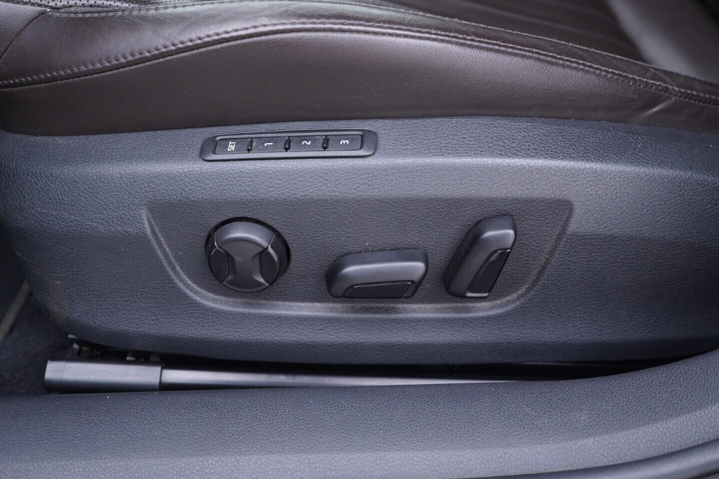 OV190V11276_22.webp_SUPERB  2.0 TDI 140 kW automat