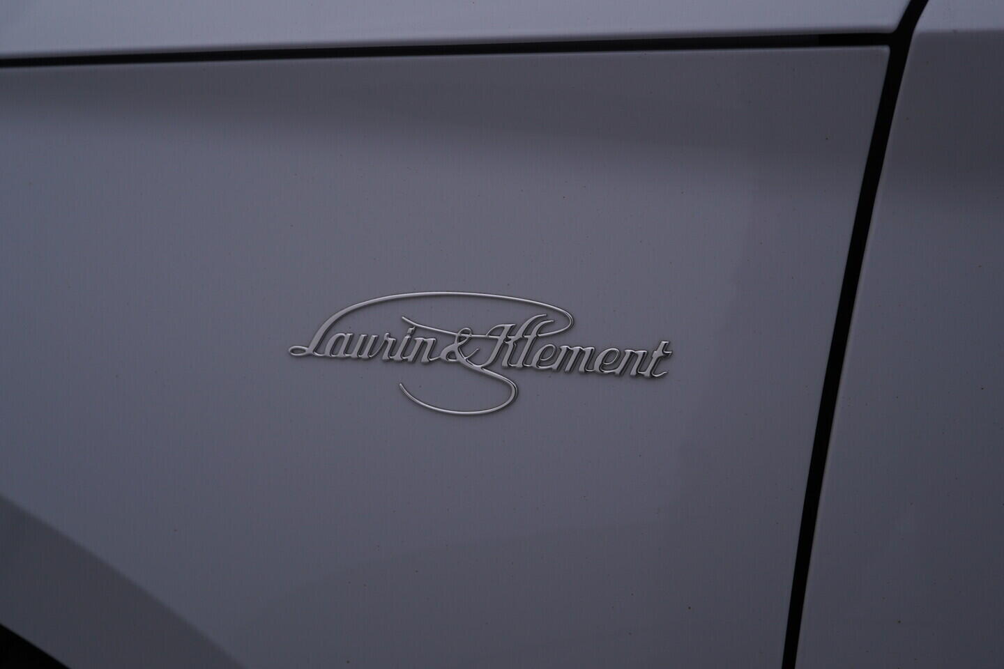 OV190V11276_48.webp_SUPERB  2.0 TDI 140 kW automat