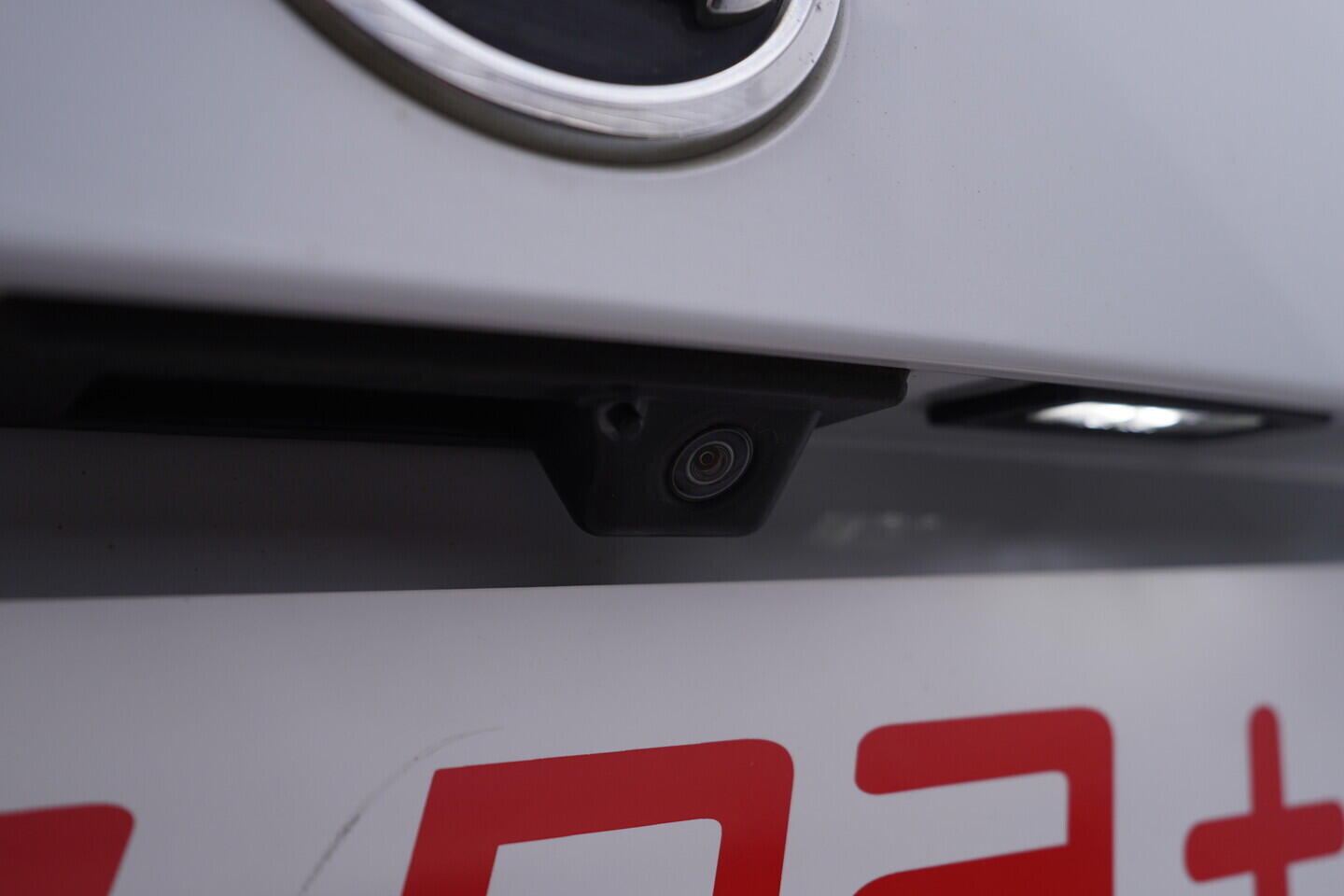 OV190V11276_50.webp_SUPERB  2.0 TDI 140 kW automat