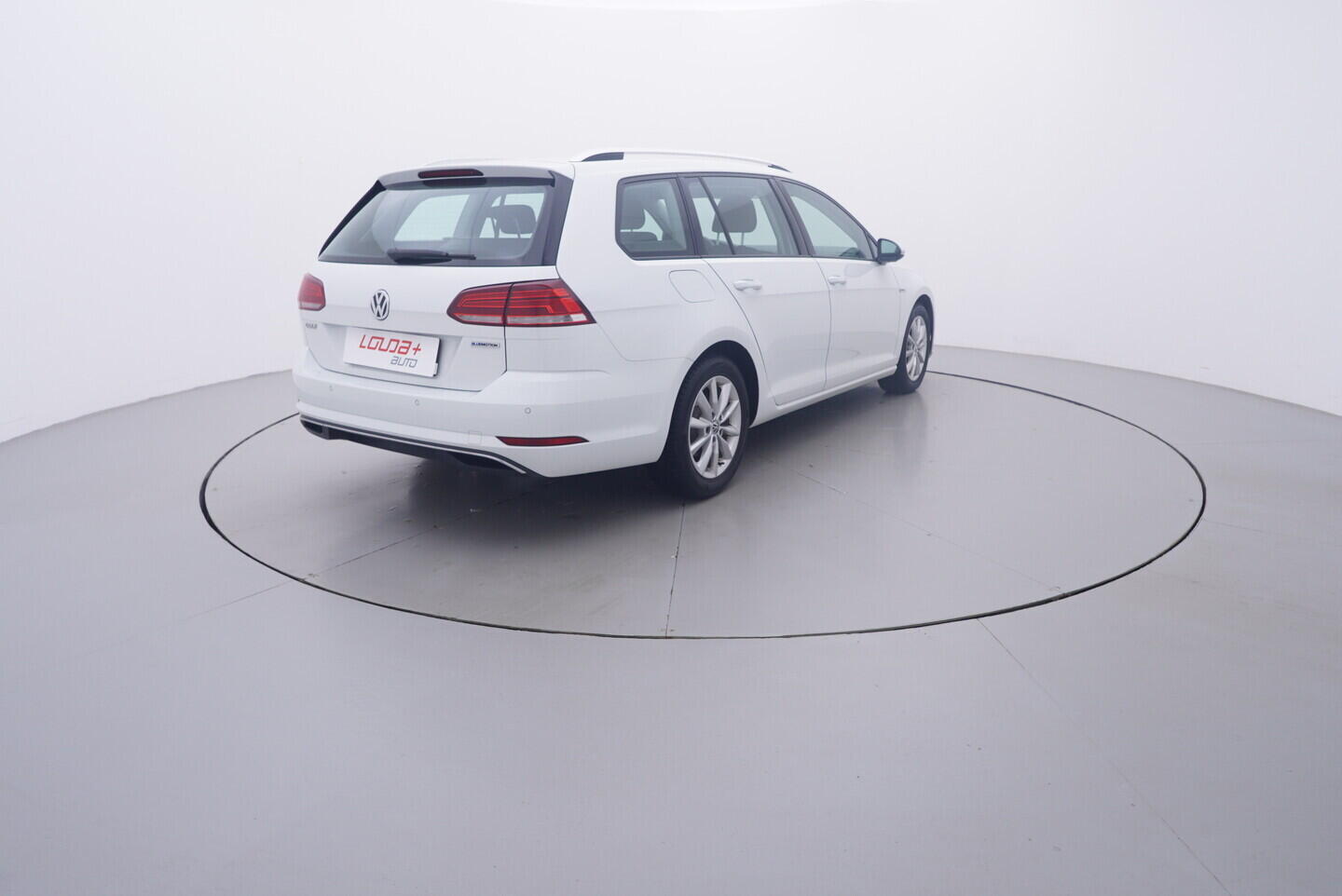 OV190V11277_14.webp_GOLF VARIANT Comfortline 1.5 TSI 96 kW manuál