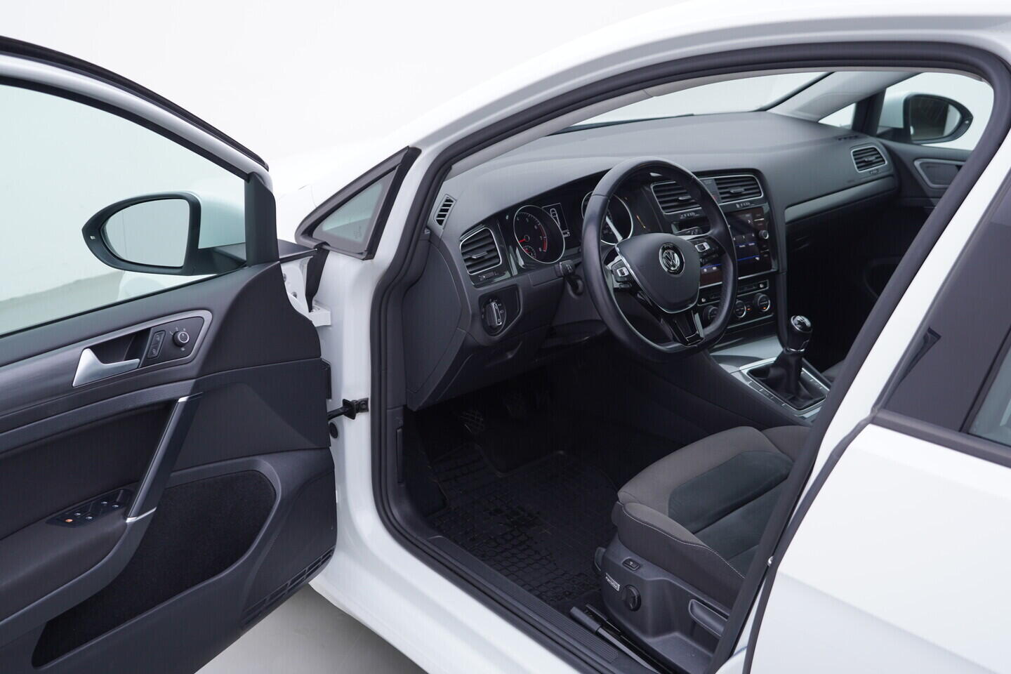 OV190V11277_18.webp_GOLF VARIANT Comfortline 1.5 TSI 96 kW manuál