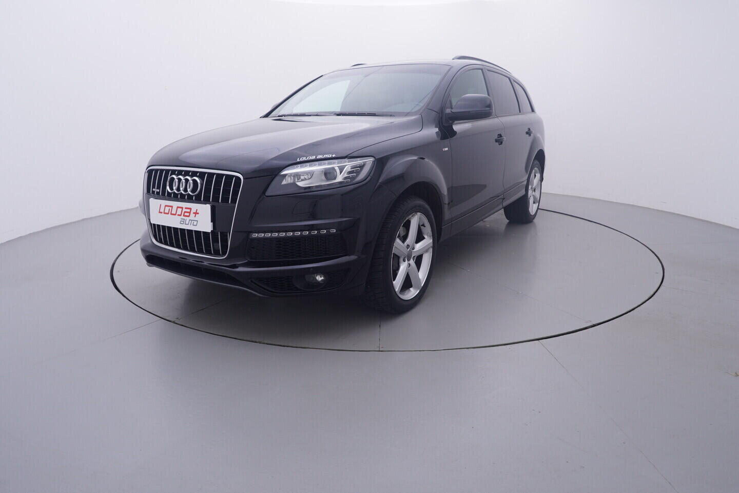 OV190V11279_10.webp_Q7 S-Line 3.0 TDI 150 kW automat, DPH