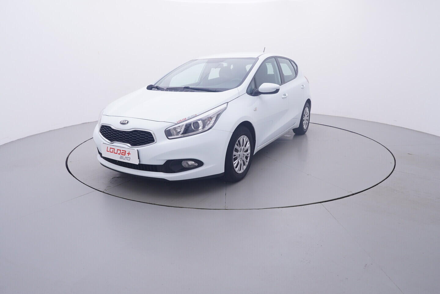 OV190V11283_10.webp_CEED Comfort 1.4 GDI 73 kW manuál