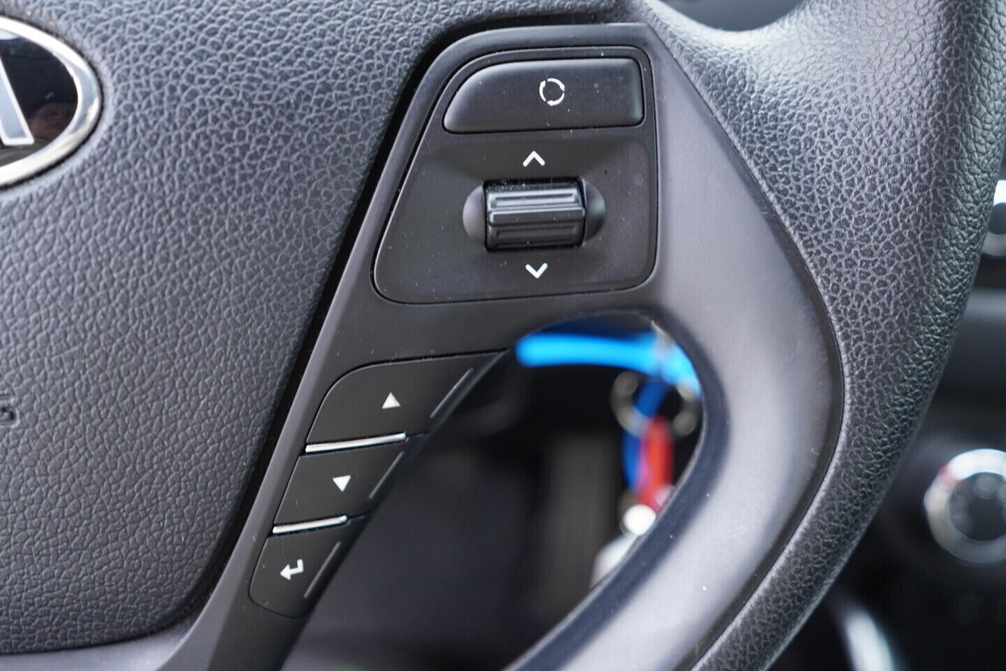 OV190V11283_26.webp_CEED Comfort 1.4 GDI 73 kW manuál