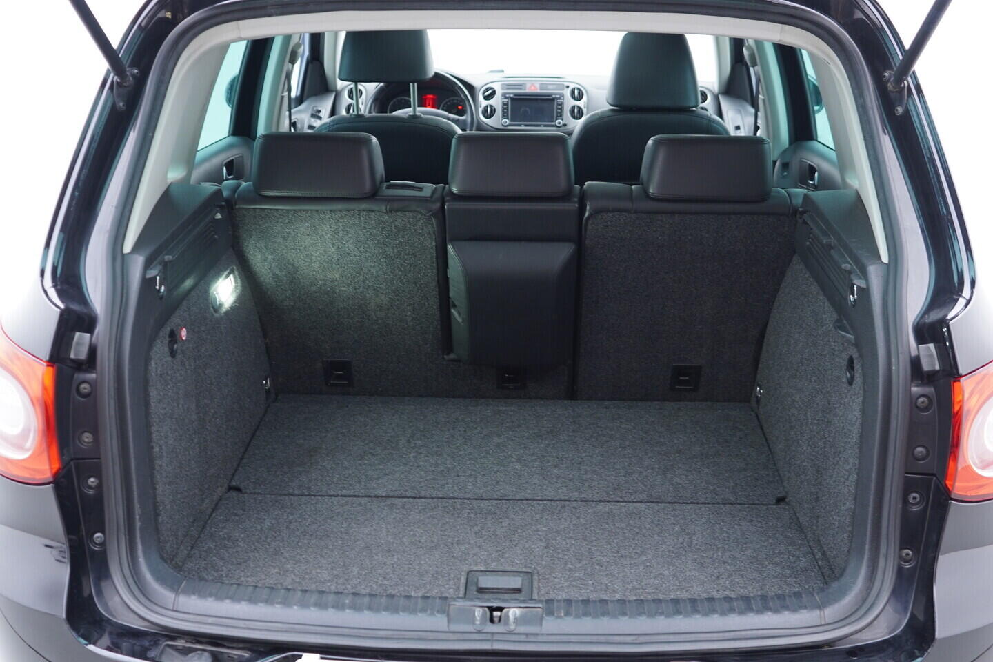 OV190V11284_47.webp_TIGUAN  2.0 TSI 147 kW automat