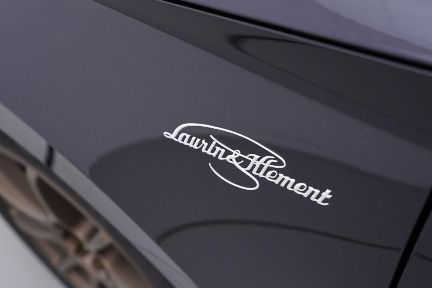 OV190V11285_25.webp_SUPERB Classic 2.0 TDI 140 kW automat