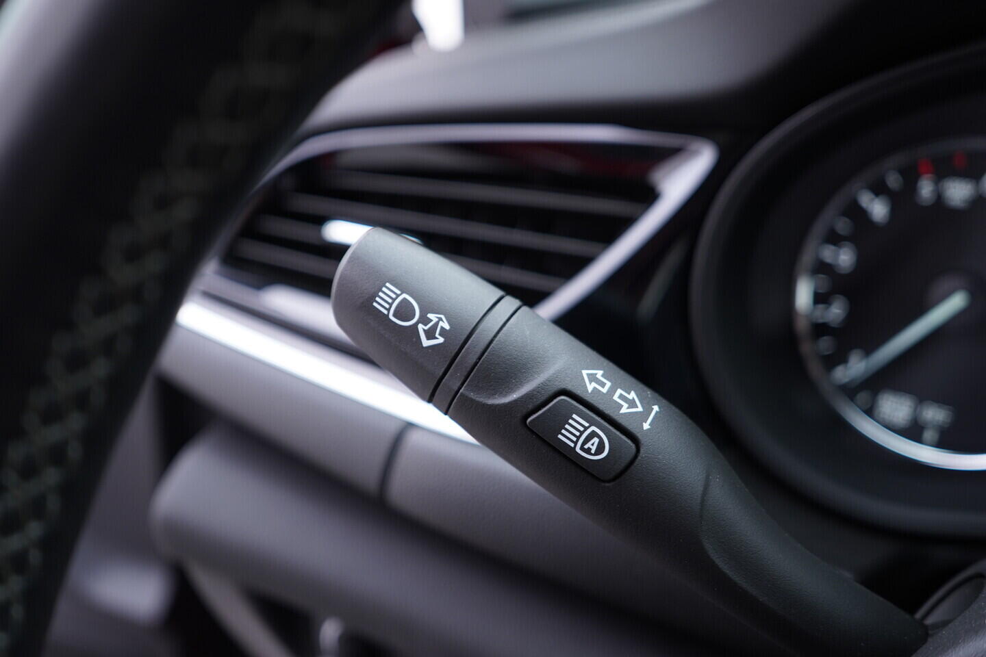 OV190V11286_24.webp_INSIGNIA Grand Sport 2.0  128 kW manuál, DPH