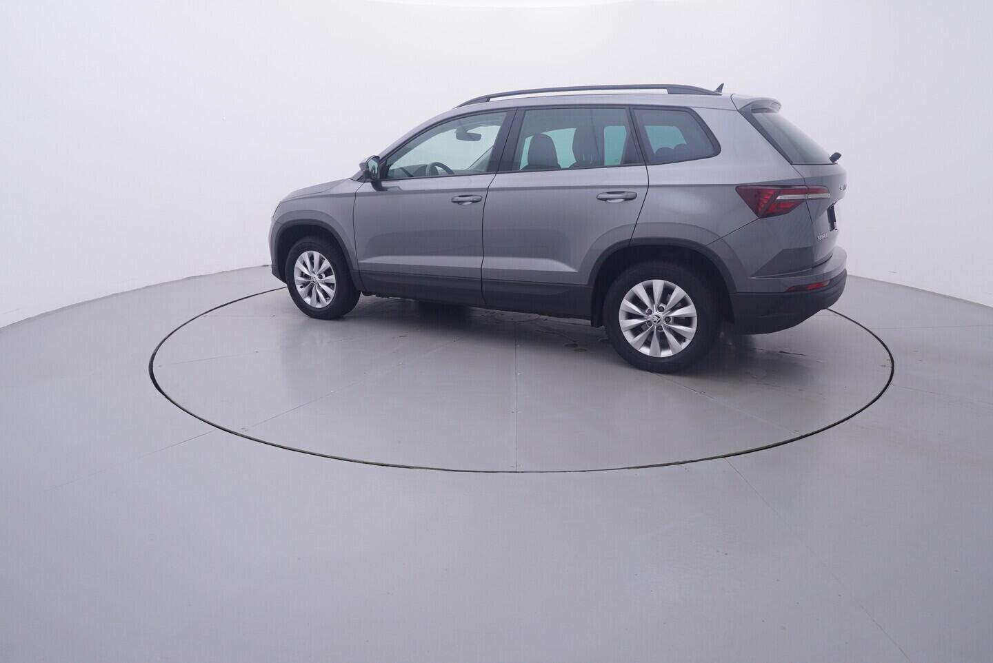OV190V11287_12.webp_KAROQ Fresh II. 2.0 TDI 110 kW automat, DPH