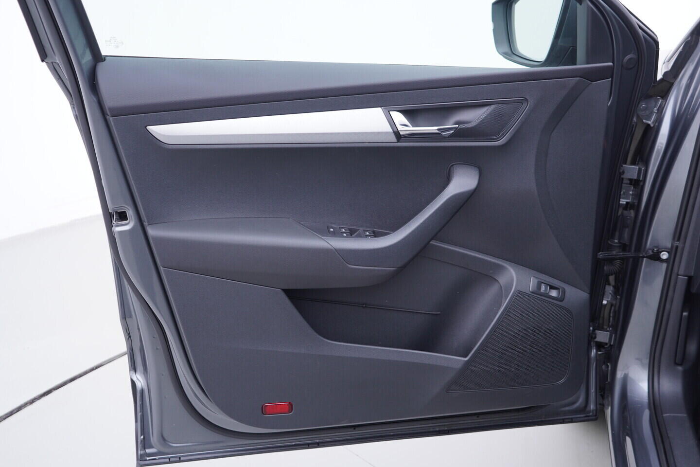 OV190V11287_19.webp_KAROQ Fresh II. 2.0 TDI 110 kW automat, DPH