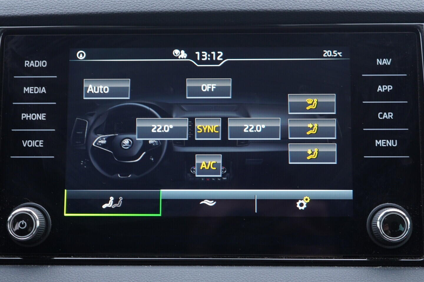 OV190V11287_31.webp_KAROQ Fresh II. 2.0 TDI 110 kW automat, DPH