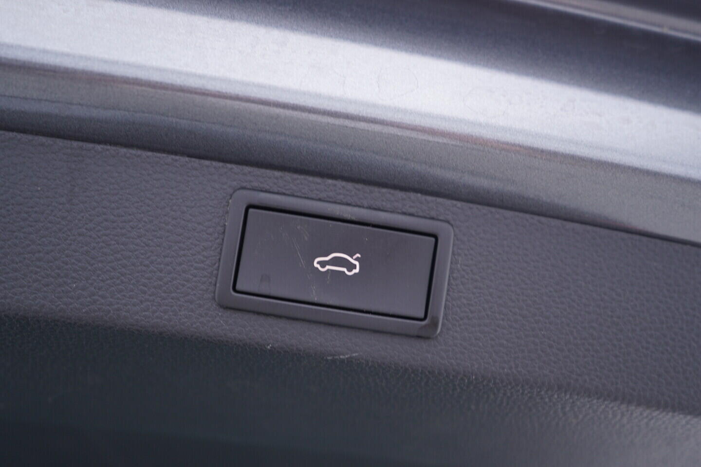 OV190V11287_37.webp_KAROQ Fresh II. 2.0 TDI 110 kW automat, DPH