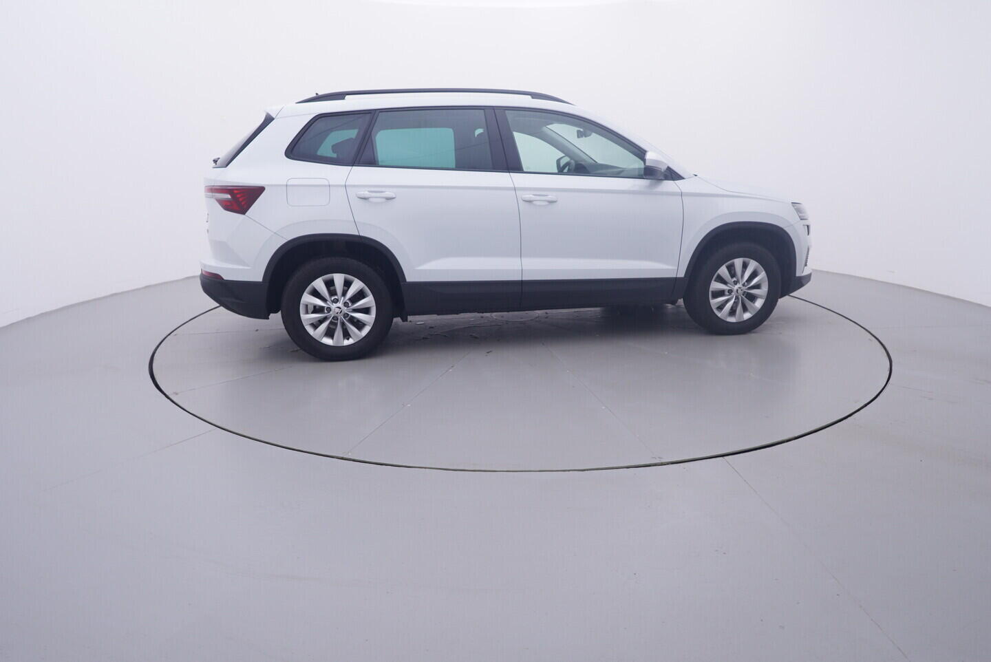 OV190V11288_15.webp_KAROQ Fresh II. 2.0 TDI 110 kW automat, DPH