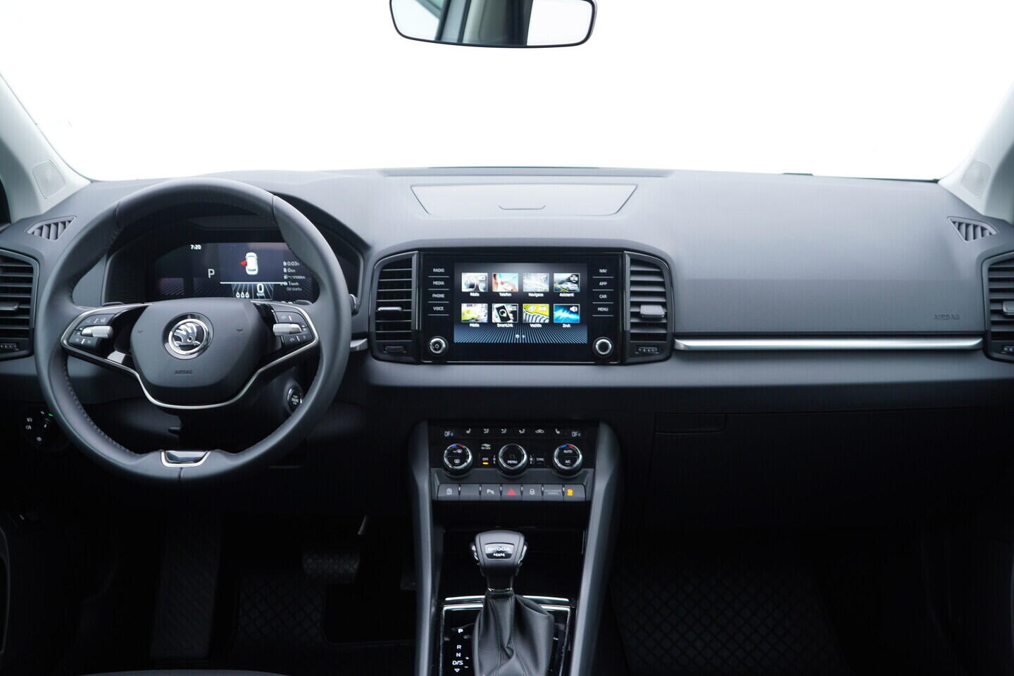 OV190V11288_26.webp_KAROQ Fresh II. 2.0 TDI 110 kW automat, DPH