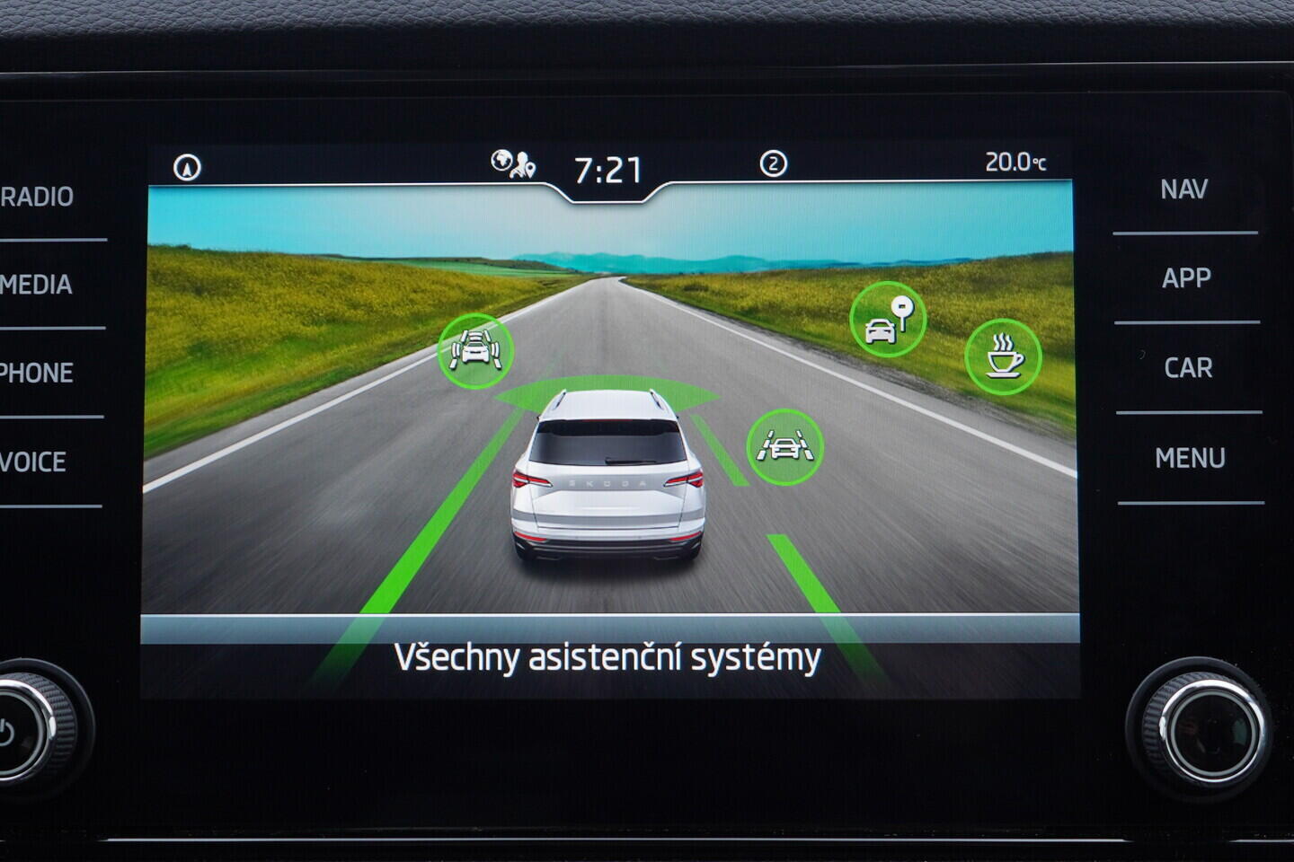 OV190V11288_29.webp_KAROQ Fresh II. 2.0 TDI 110 kW automat, DPH