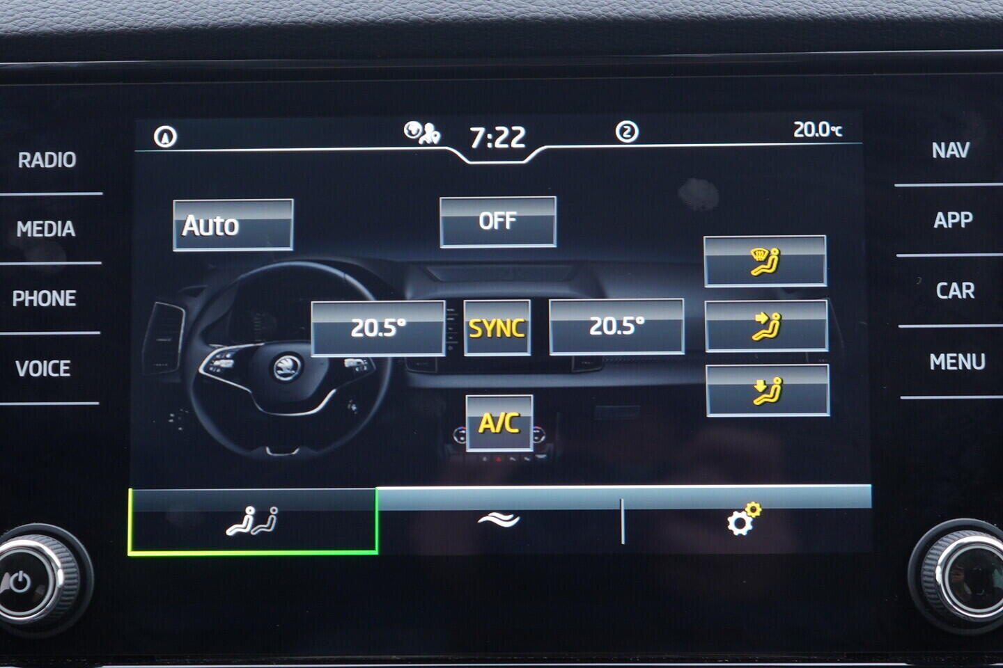 OV190V11288_31.webp_KAROQ Fresh II. 2.0 TDI 110 kW automat, DPH
