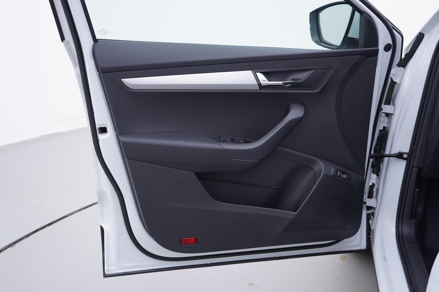 OV190V11289_19.webp_KAROQ Fresh II. 2.0 TDI 110 kW automat, DPH